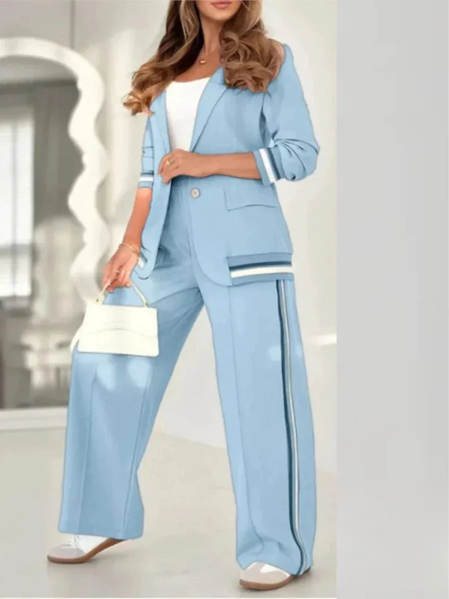 Amora™ Completo Elegante a Righe Lena