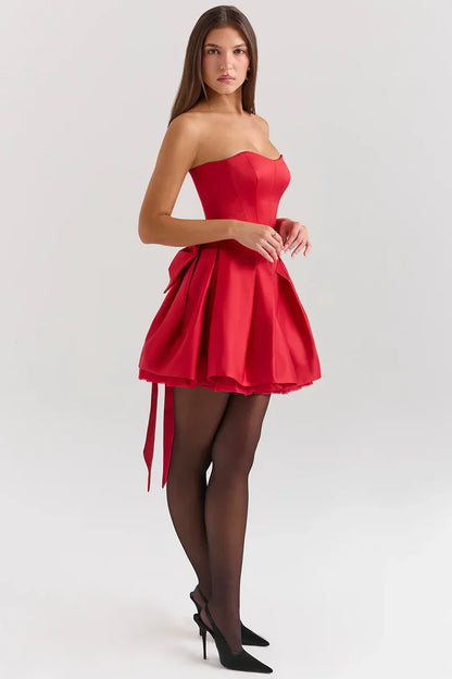 Amora™ Mini Abito in Raso Rosso con Fiocco Rimovibile